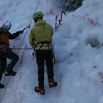 ICE CLIMBING TEST DAY